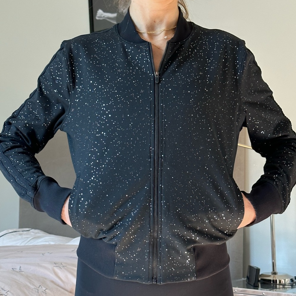 Beautiful zip up jacket, great condition, size Small